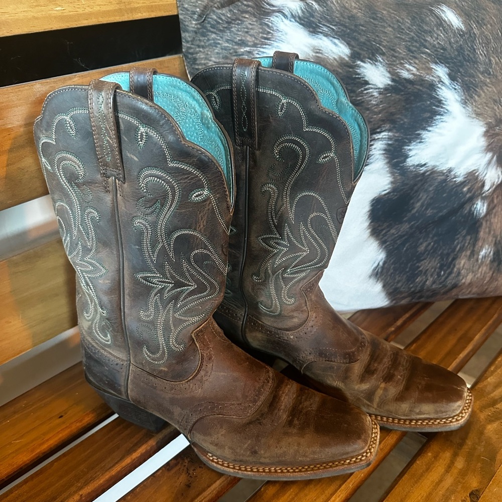 ARIAT Brown Leather Legend Western Boots—SZ. 10